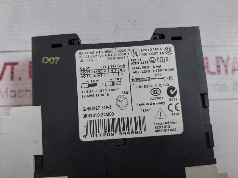 Siemens 3Rn1010-2Cm00 Thermistor Motor Protection 300V 3Zx1012-0Rn10-1Aa1