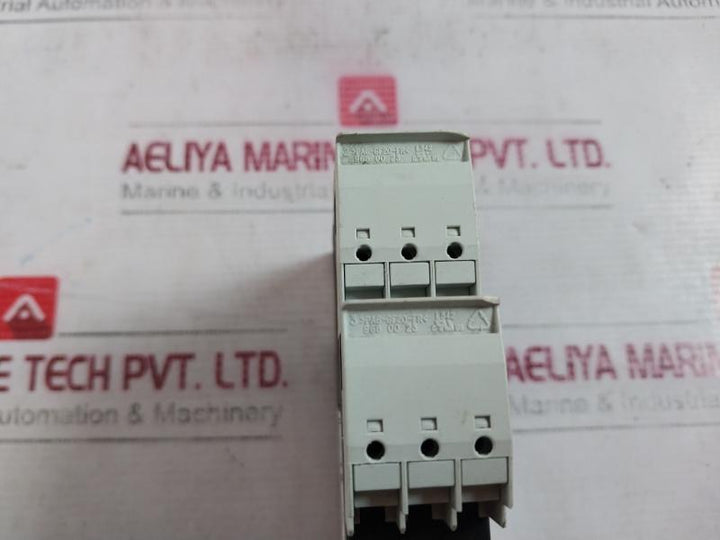 Siemens 3Rn1010-2Cm00 Thermistor Motor Protection 300V 3Zx1012-0Rn10-1Aa1
