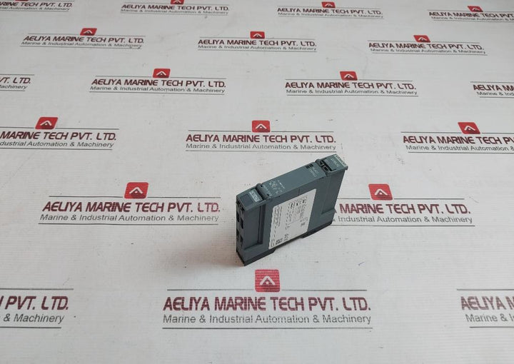 Siemens 3Rn2010-1Cw30 Thermistor Motor Protection Relay 24-240Vac/Dc 50/60 Hz