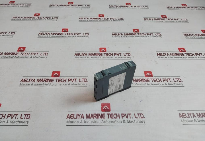 Siemens 3Rn2010-1Cw30 Thermistor Motor Protection Relay 24-240Vac/Dc 50/60 Hz