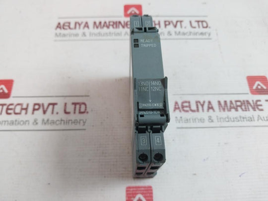 Siemens 3Rn2010-1Cw30 Thermistor Motor Protection Relay 300V 4Kv 24-240Vac/Dc