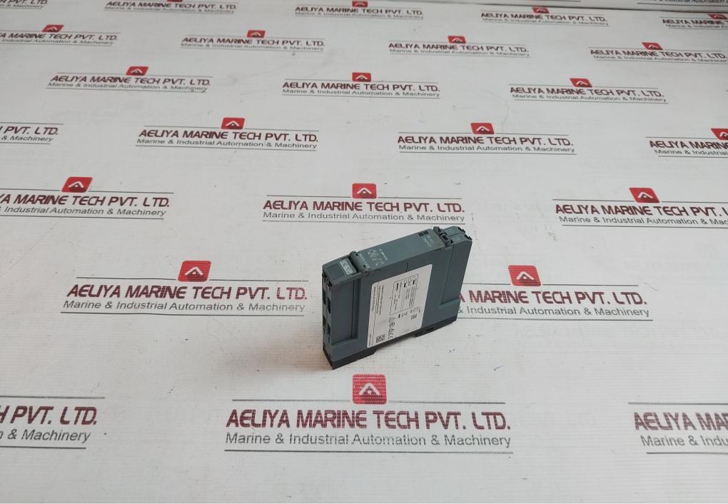 Siemens 3Rn2010-1Cw30 Thermistor Motor Protection Relay 300V 4Kv 24-240Vac/Dc