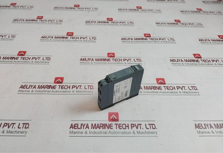 Siemens 3Rn2010-1Cw30 Thermistor Motor Protection Relay 300V 4Kv 24-240Vac/Dc