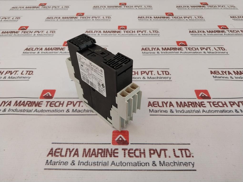 Siemens 3Rp1505-1Bp30 Simirel Timing Relay 50/60Hz