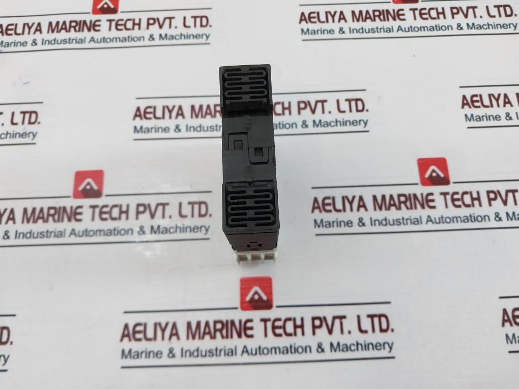 Siemens 3Rp1512-1Ap30 Time Relay 3Zx1012-0Rp15-1Aa1