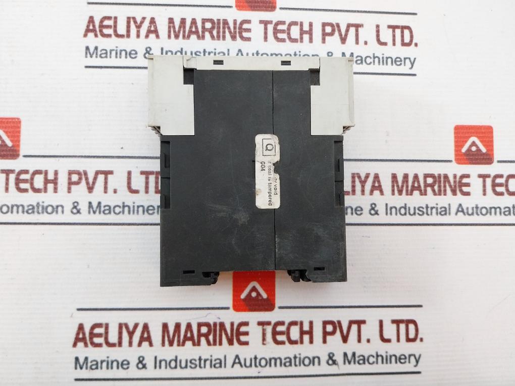 Siemens 3rp1513-1ap30 Time Relay 5-100 Secs, 200-240v, 50/60hz