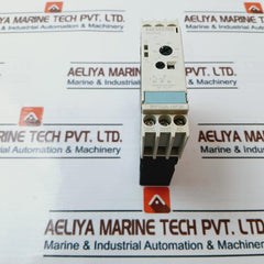 Siemens 3Rp1525-1Ap30 Time Relay 3Zx1012-0Rp15-1Aa1 300V