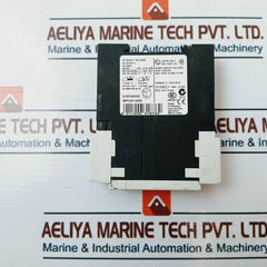 Siemens 3Rp1525-1Ap30 Time Relay 3Zx1012-0Rp15-1Aa1 300V