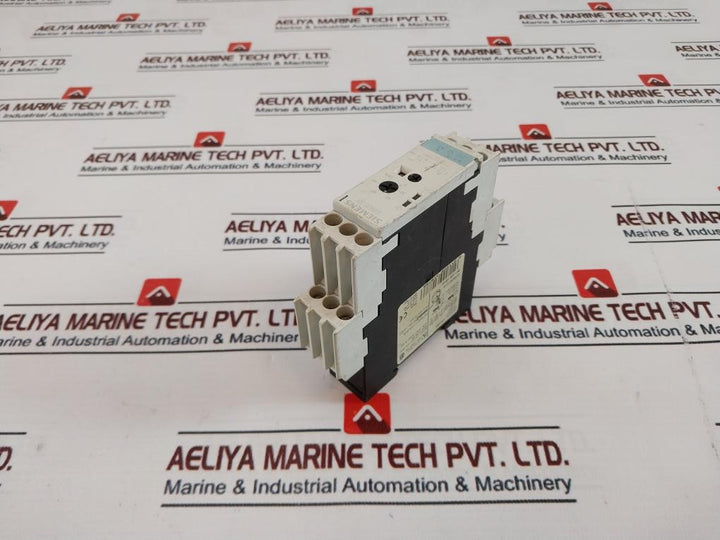 Siemens 3RP1525-1BP30 Sirius 3R On Delay Time Relay