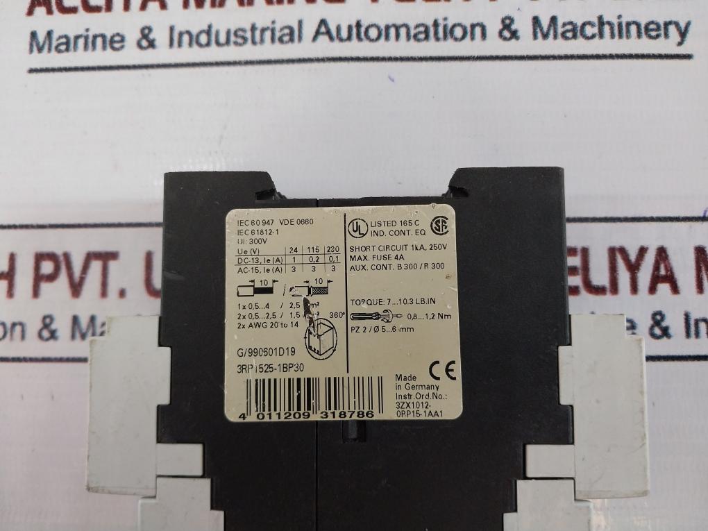 Siemens 3Rp1525-1Bp30 Sirius 3R On Delay Time Relay