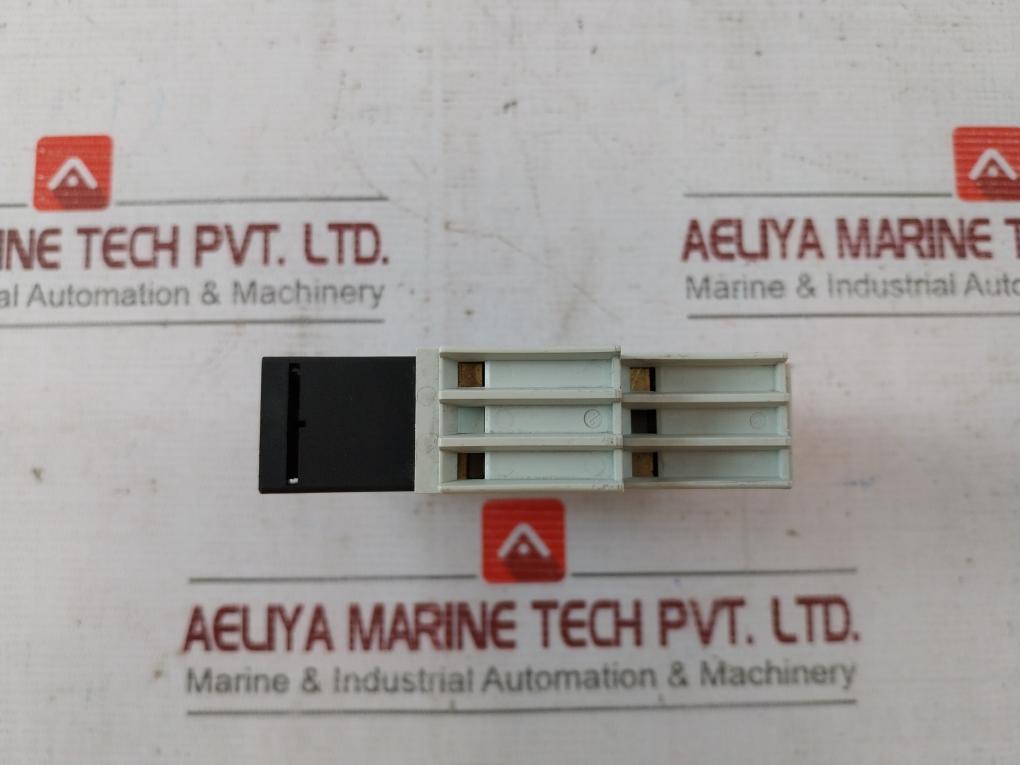Siemens 3Rp1525-1Bq30 Timing Relay 100-127Vac G/981103D66 3Zx1012-0Rp15-1Aa1