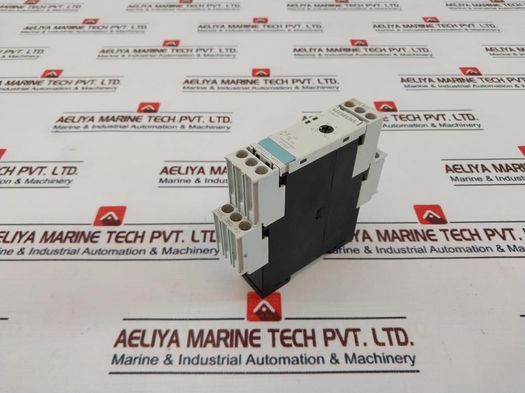 Siemens 3Rp1531-1Ap30 Time Relay 3Xz1012-0Rp15-1Aa1
