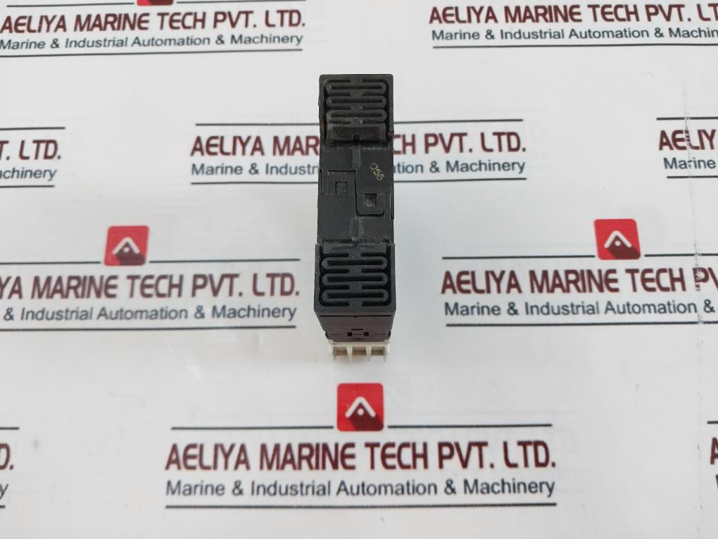 Siemens 3RP1574-1NP30 Simirel Star/Delta Time Relay