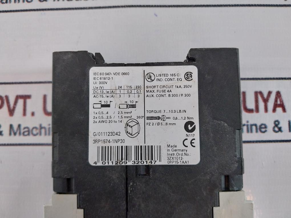 Siemens 3Rp1574-1Np30 Simirel Star/Delta Time Relay