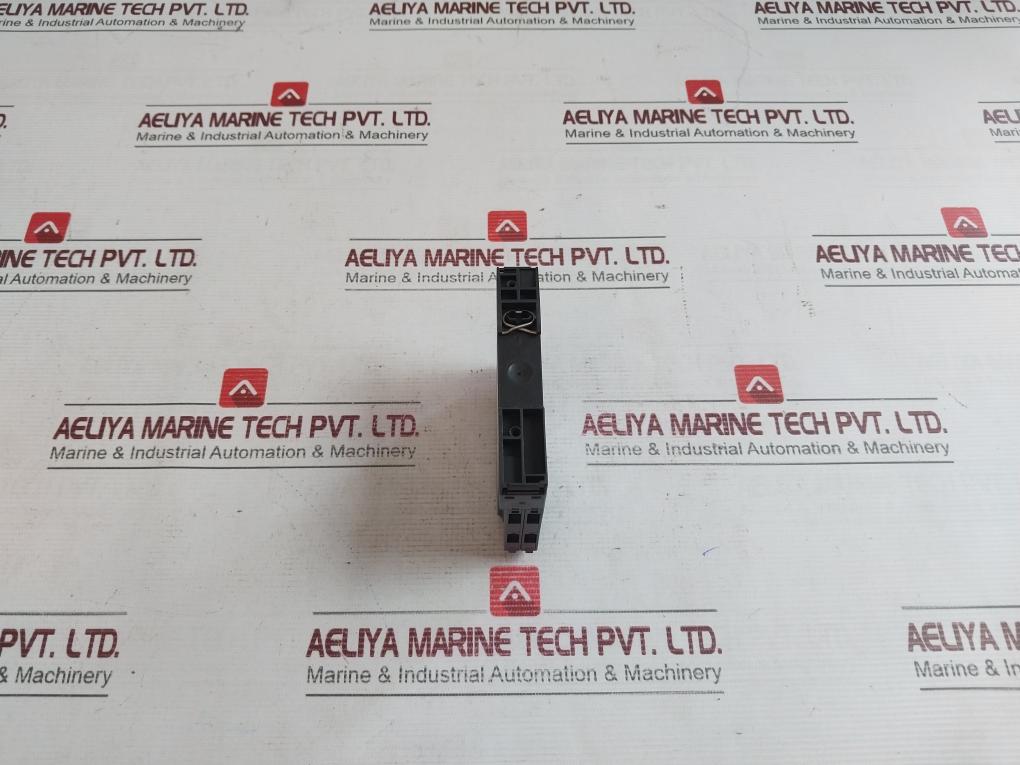 Siemens 3Rp2525-1Aw30 Timing Relay Ip20 12-240V Ac/Dc 50/60Hz 5A 300V 4Kv