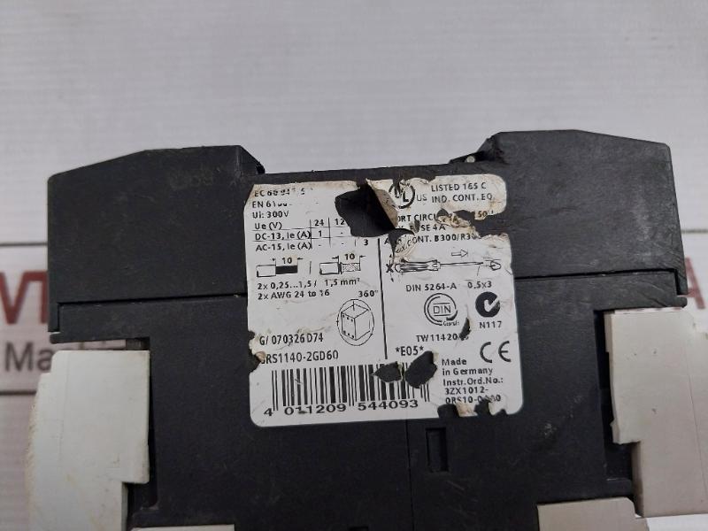 Siemens 3Rs1140-2Gd60 Sirius Temperature Monitoring Relay Iec 60947-5-1 300V