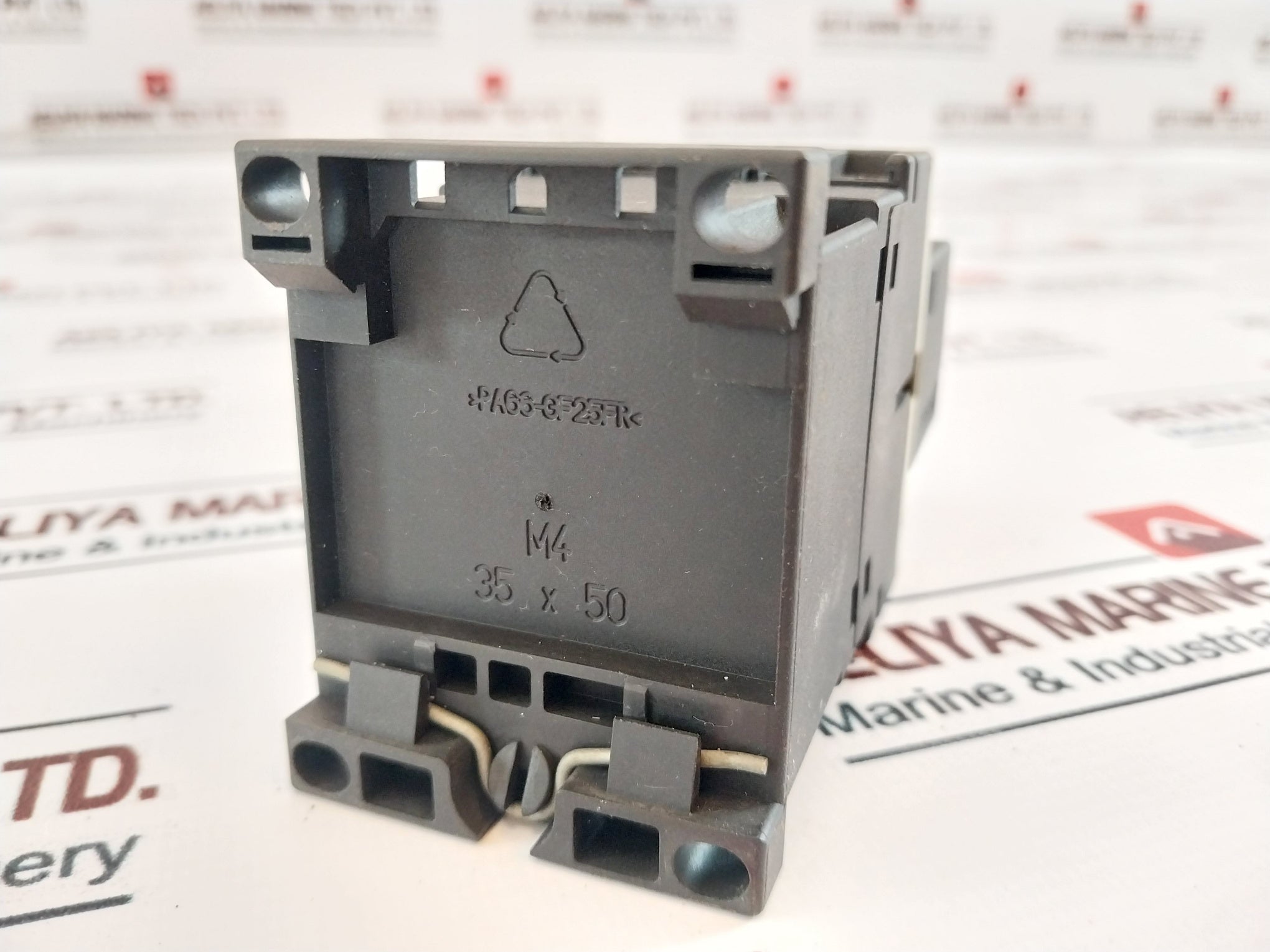 Siemens 3Rt1016-1Ap01 Contactor 690V