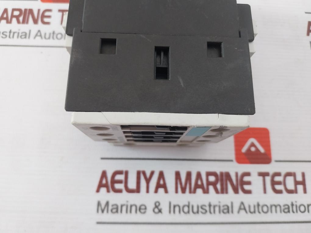 Siemens 3Rt1026-1B...0 Power Contactor Screw Terminal 3Rh1921-1Da11 10A/240V