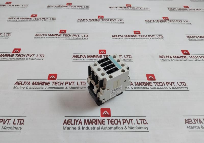 Siemens 3Rt1026-1B..0 Power Contactor 690V 35A 600Vac 500V Dc24V