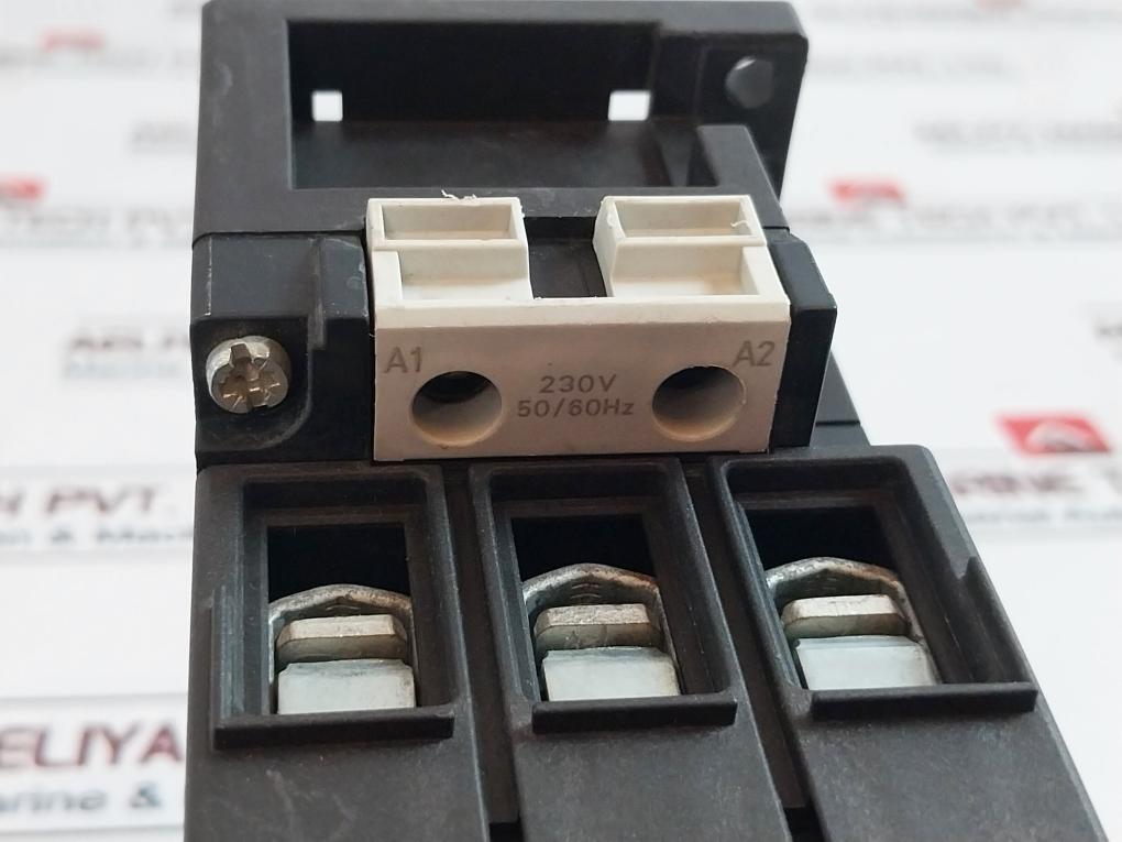 Siemens 3Rt1034-1Al20 Contactor 690V