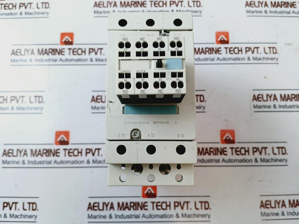 Siemens 3Rt1044-3Bb40 Power Contactor W/ 3Rh1921-2Ha22 Auxiliary Switch Block