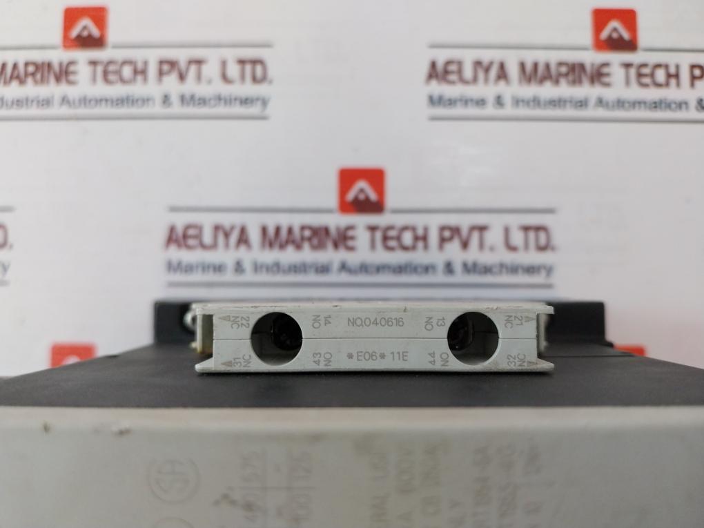 Siemens 3Rt1054-1Ap36 Contactor 140A 600V