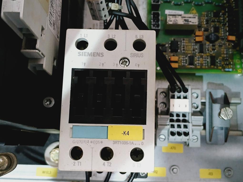 Siemens 3Rt1476-6...6 Clean Power Filter 1P 6Se7090-0Xx84-1Ga1 S F2Vo004647