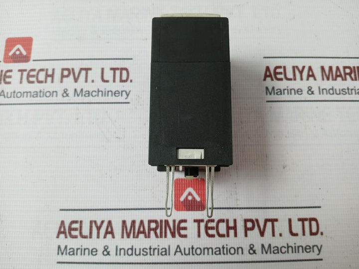 Siemens 3Rt1916-2Ed31 Solid-state Time-delay Relay Ac 200-240V Iec 255 Vde 0660