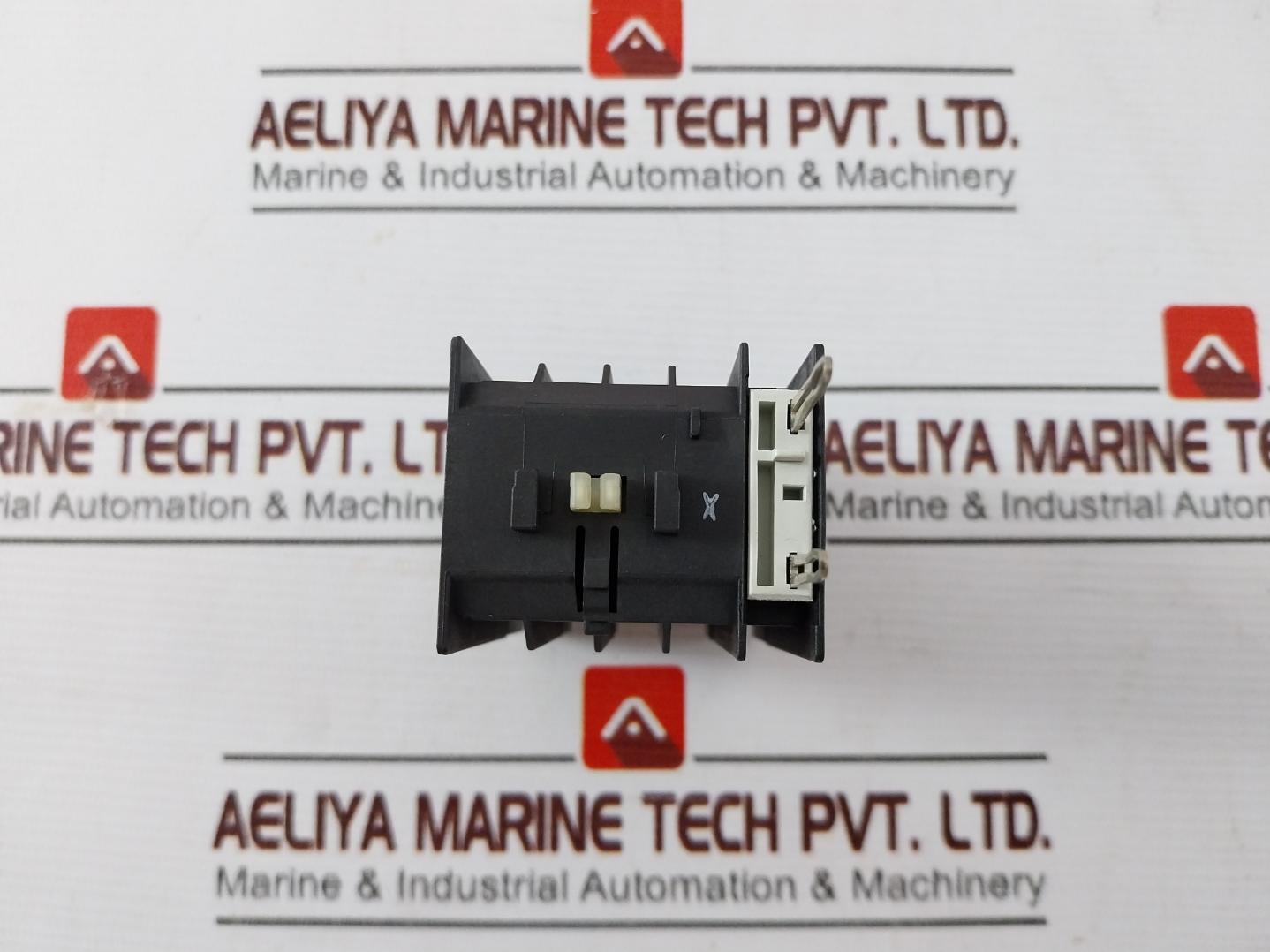 Siemens 3Rt1916-2Fl31 Relay Auxiliary Switch Ac/Dc 200-240V 5-100S