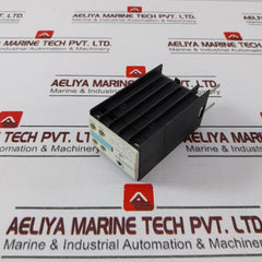 Siemens 3Rt1916-2Fl31 Relay Auxiliary Switch Ac/Dc 200-240V 5-100S