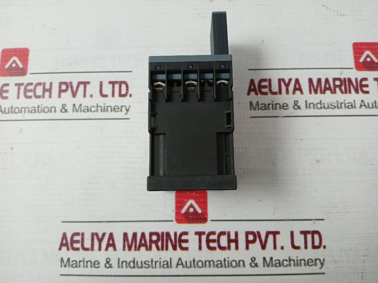 Siemens 3Rt2016-1Bb42 Power Contactor 50/60Hz 12V-250V 75C