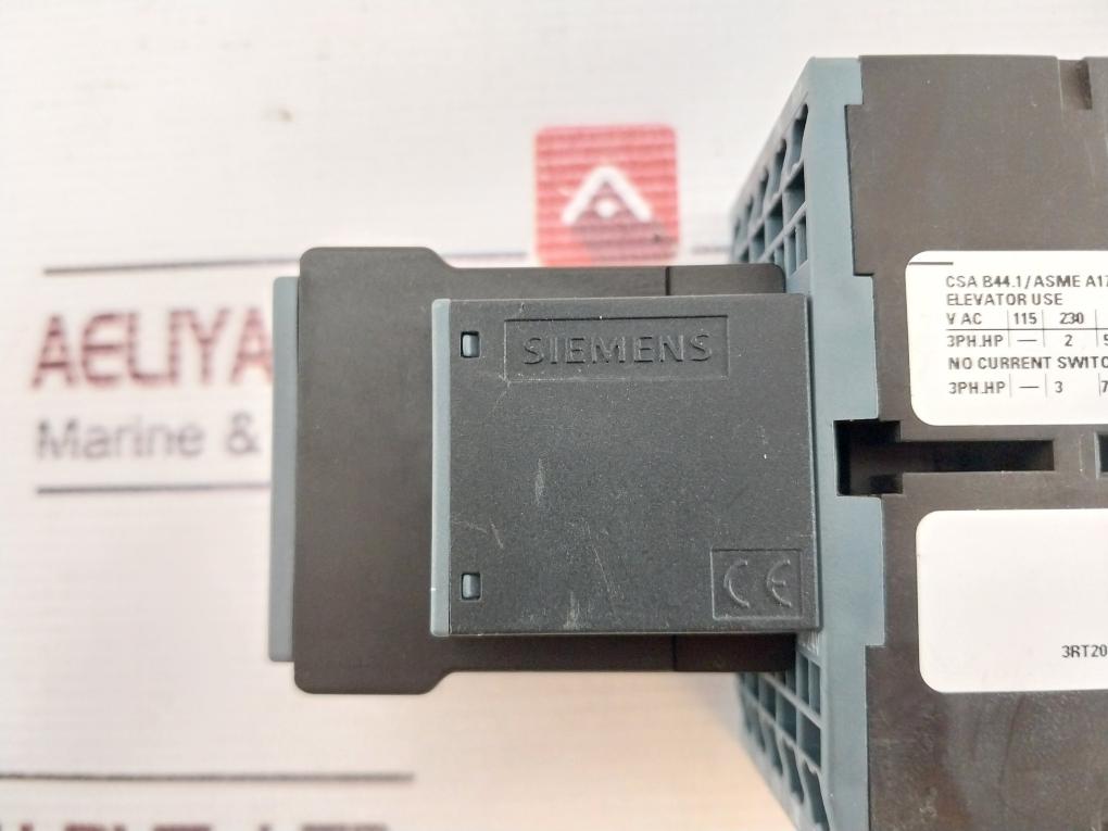 Siemens 3Rt2017-2Bb42, 3Rh2911-2Fa22 Contactor W/ Surge Arrestor 3Rt2916-1Dg00