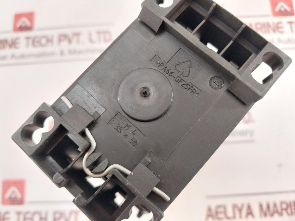 Siemens 3Rt2017-2Bb42, 3Rh2911-2Fa22 Contactor W/ Surge Arrestor 3Rt2916-1Dg00