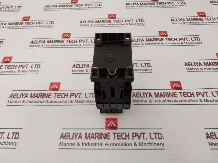 Siemens 3Rt2017-2Bb42, 3Rh2911-2Fa22 Contactor W/ Surge Arrestor 3Rt2916-1Dg00