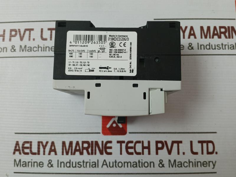 Siemens 3Rv1011-0Ja10 Circuit Breaker 50/60Hz Iec/En 60947-4-1 3Rv1901-1D