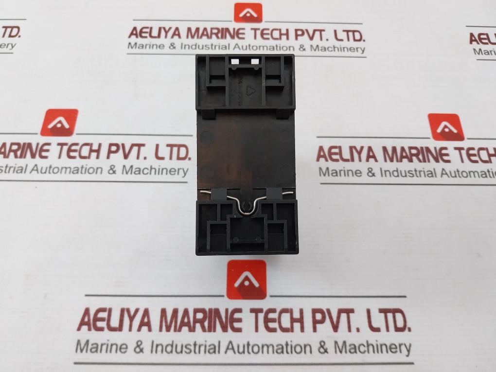 Siemens 3Rv1011-1Ja10 Circuit Breaker For Motor Protection 600V 10 Fla Max
