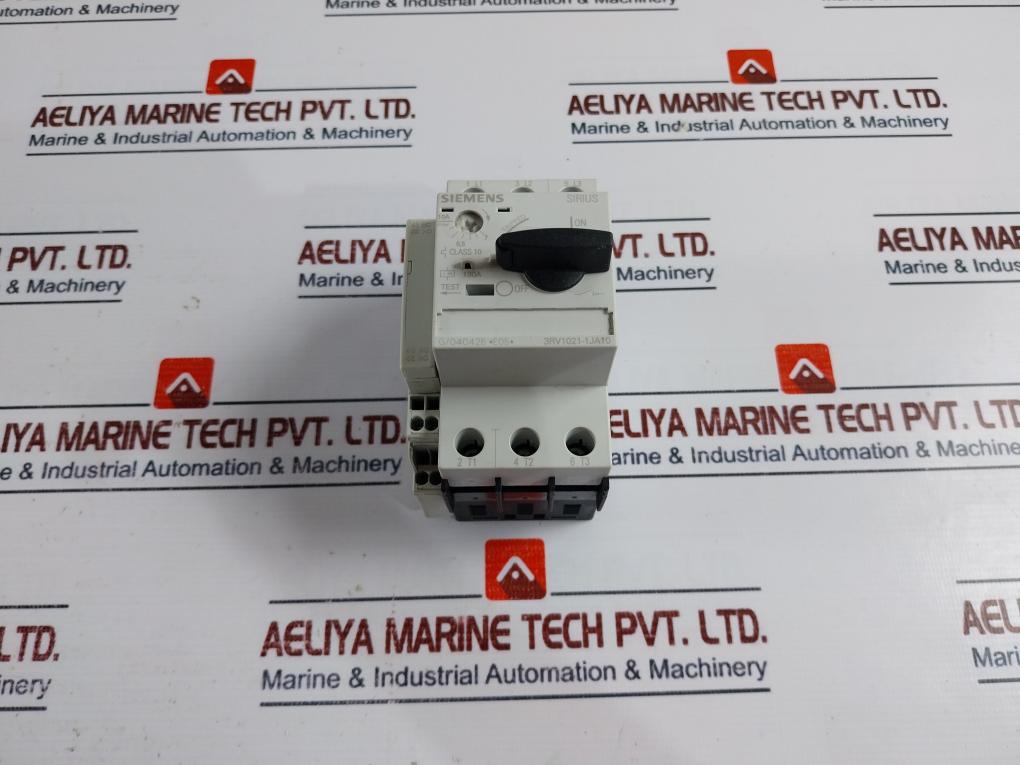 Siemens 3Rv1021-1Ja10 Circuit Breaker With 3Rv1901-2A Auxiliary Switch 10A/240V