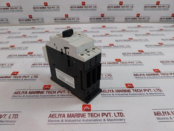 Siemens 3Rv1031-4Ea10 Circuit Breaker W/ Auxiliary Switch 3Rv1901-2A 50/60Hz