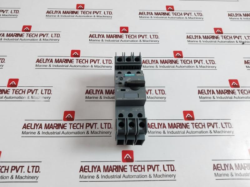 Siemens 3Rv2011-0Fa10 Sirius 3-pole Circuit Breaker