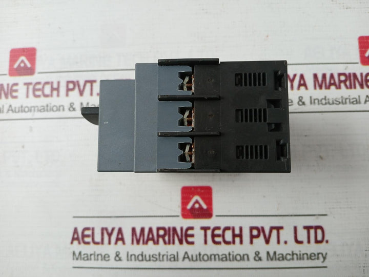 Siemens 3Rv2011-1Ea10 Circuit Breaker -20C Ta 60C 2,8-4A Max 50/60Hz