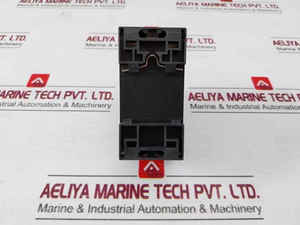 Siemens 3Rv2011-1Fa10 Circuit Breaker 50/60Hz -20C Ta 60C Class 10