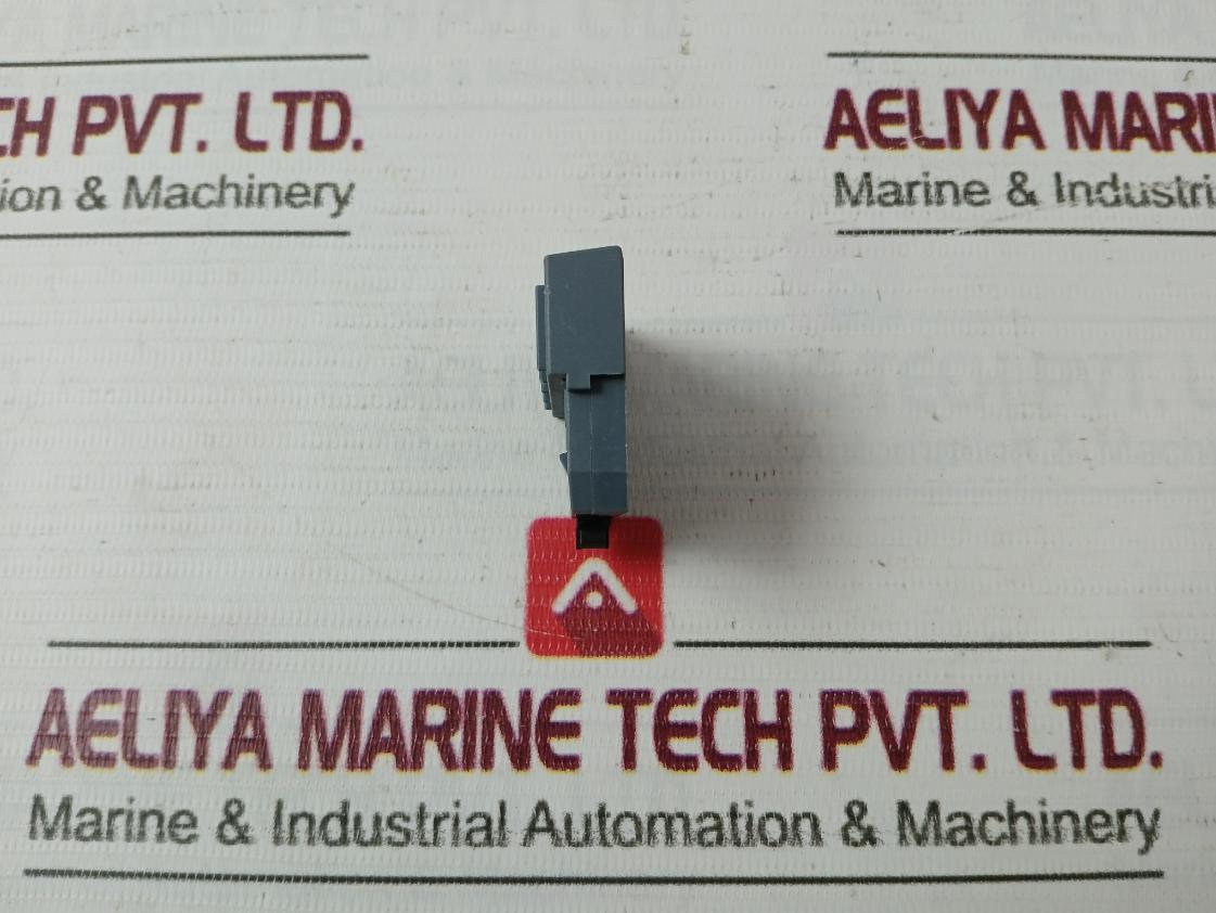 Siemens 3Rv2901-1E Auxiliary Switch Transverse 2.5A/240V 50Hz
