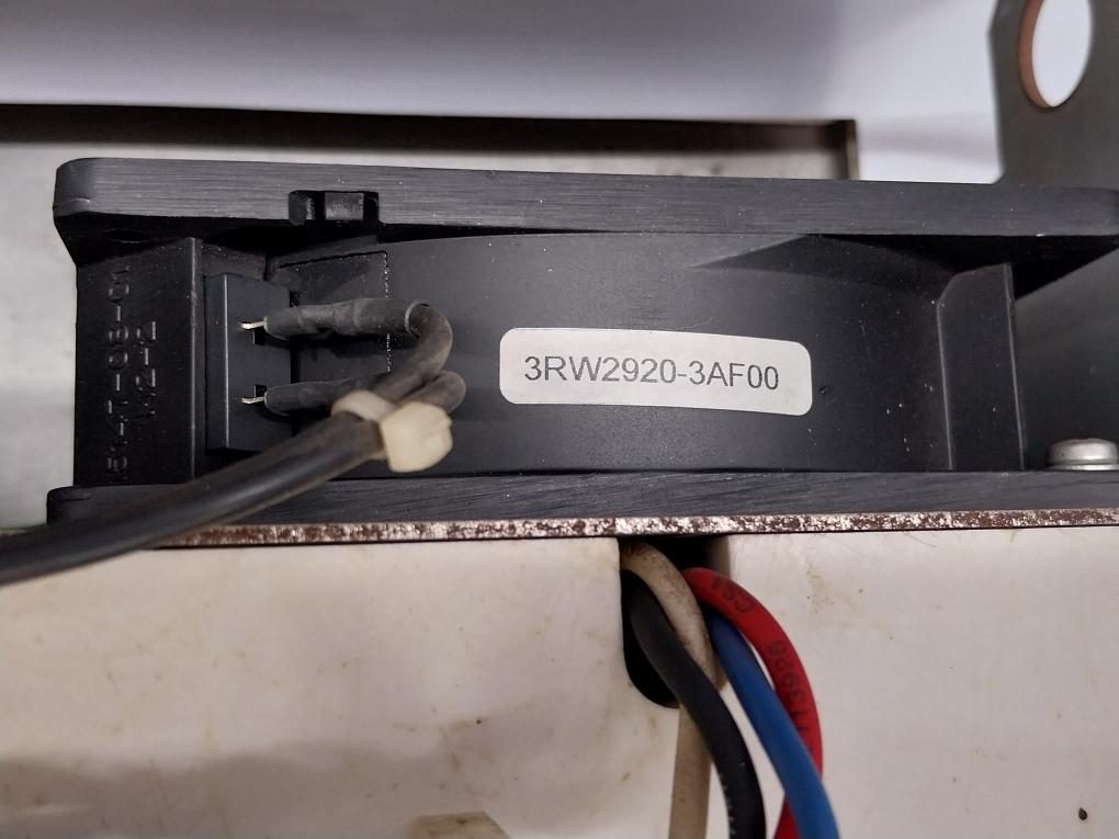 Siemens 3RW2242-0DB15 Solid-State Motor Starter