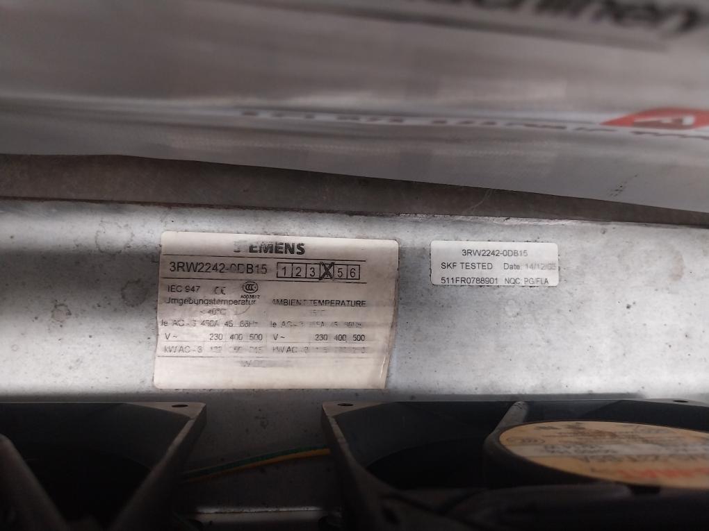 Siemens 3RW2242-0DB15 Solid-State Motor Starter 230V AC