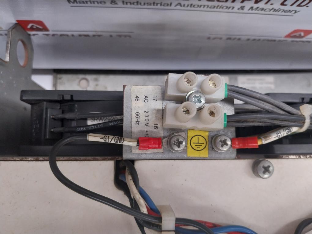 Siemens 3RW2242-0DB15 Solid-State Motor Starter 230V AC