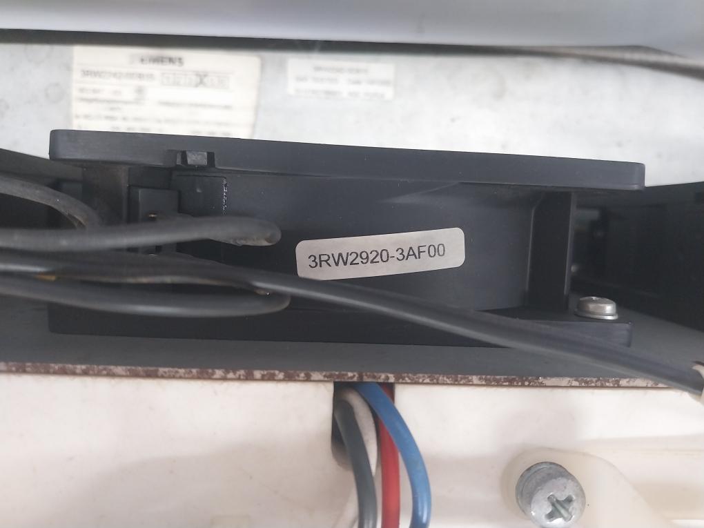 Siemens 3RW2242-0DB15 Solid-State Motor Starter 230V AC