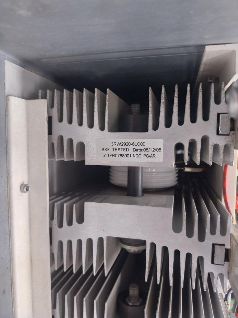 Siemens 3RW2242-0DB15 Solid-State Motor Starter 230V AC