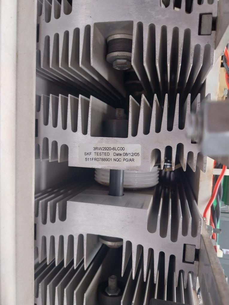 Siemens 3RW2242-0DB15 Solid-State Motor Starter 230V AC