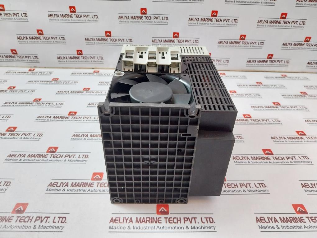 Siemens 3Rw4426-1Bc44 Soft Starter 50/60Hz