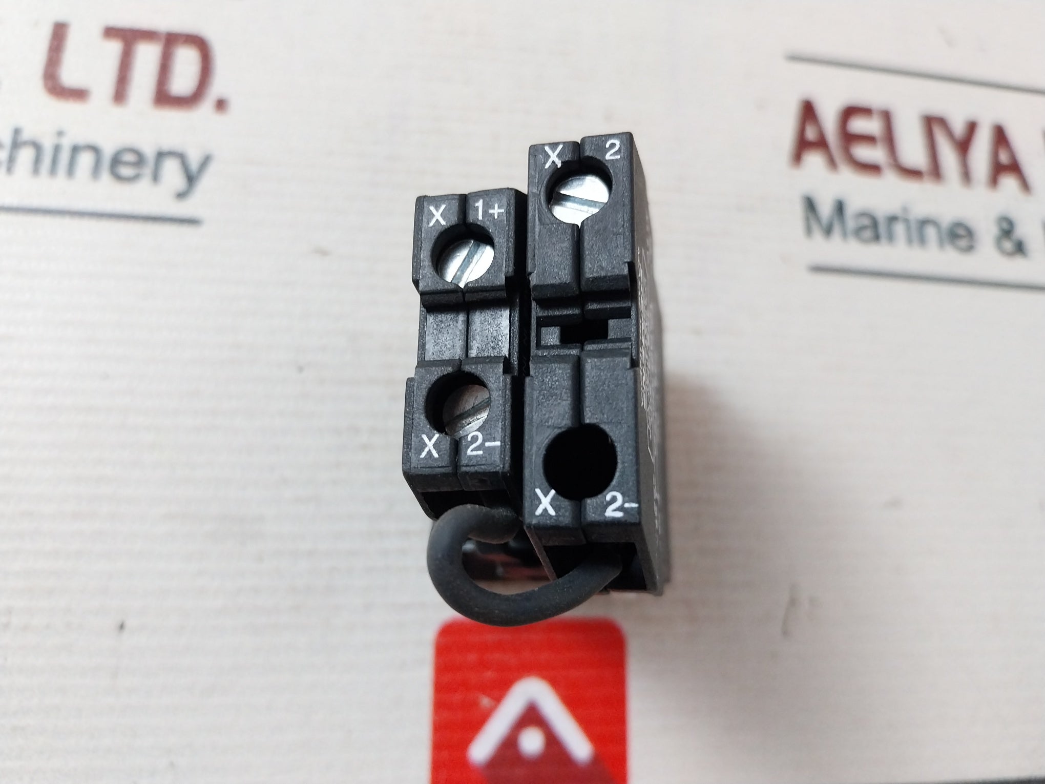 Siemens 3Sb14 01-5L Y1 Lamp Holder + Voltage Reducer 240V Ac